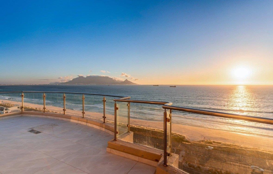 4 Bedroom Property for Sale in Beachfront Western Cape